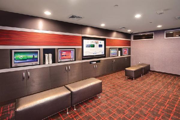 Hotel Oakwood Costa Mesa Udogodnienia zdjęcie